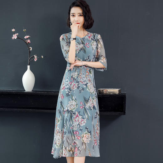 XY-9055夏季新款时尚潮流优雅显瘦真丝连衣裙 商品图2