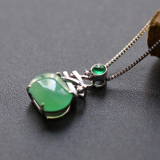 冰种阳绿翡翠吊坠两面戴18k白金镶嵌 商品图1
