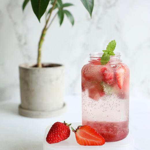 草莓气泡水（冰）500ml 商品图0