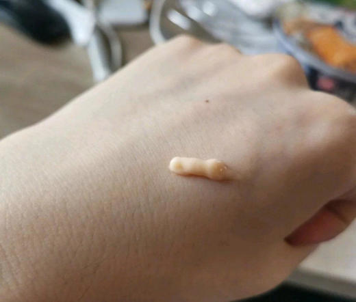 YSL黑丝缎水凝露亮肤乳妆前40ml（165137） 商品图1