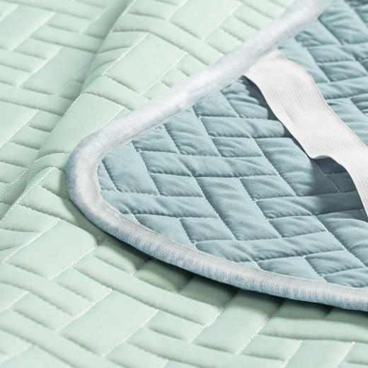 凉而不冰一默升级版天然乳胶夏季凉席清爽薄荷绿吸湿透气清凉持久抗菌