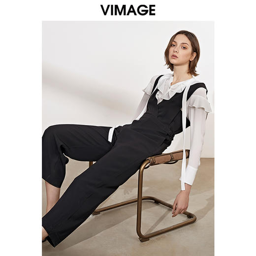 VIMAGE纬漫纪春季黑色商务时尚显瘦V领肩带连体裤V1107715 商品图0