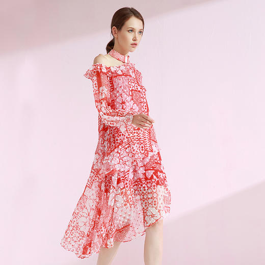 VIMAGE纬漫纪女装秋季新品高腰大码碎花不规则裙中长连衣裙V1007602 商品图1