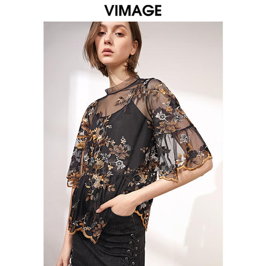 VIMAGE纬漫纪女装春季五分袖雪纺上衣女立领绣花蕾丝衫V1113701 商品图2