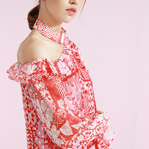 VIMAGE纬漫纪女装秋季新品高腰大码碎花不规则裙中长连衣裙V1007602 商品图2