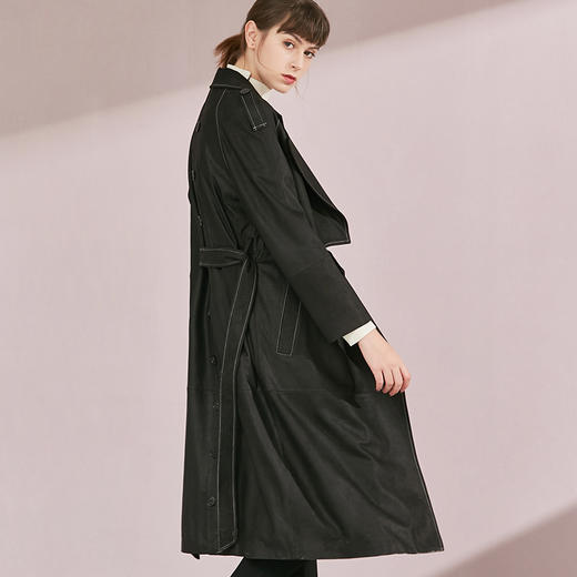 VIMAGE纬漫纪品牌女装冬季时尚修身西装领绵羊皮保暖皮衣V1093602 商品图2