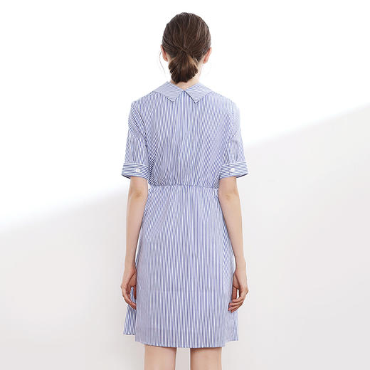 VIMAGE纬漫纪早秋海军领抽绳收腰简约条纹短袖连衣裙中裙V907553 商品图4