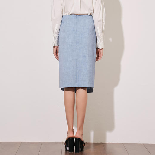 VIMAGE纬漫纪夏季女装拼接环扣裤腰带直筒半裙半身裙短裙V906513 商品图4