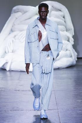 FENG CHEN WANG PLEATED STRAIGHT TROUSERS FS07TRO502B