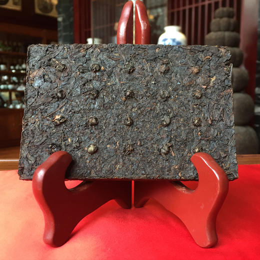 2007年昆明茶厂标杆熟茶7581   原厂自加工机器喷码批次老熟茶 180元1片 一捆4片 商品图4