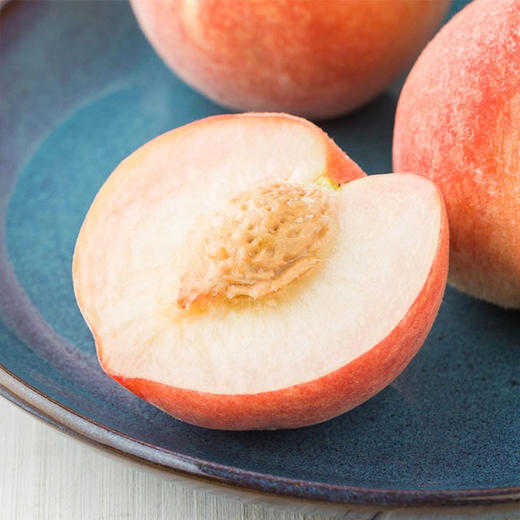 【四川水蜜桃】3粒/盒，精品大果，水分足，细腻无渣，口感香甜！ 商品图0