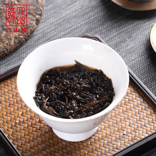 2018年布朗山古树普洱熟茶饼茶357g幸福