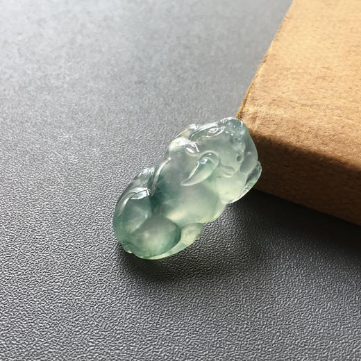 高冰种飘花翡翠貔貅 商品图1
