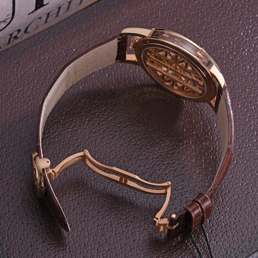 昆仑 CORUM 金桥系列男士手动机械表 B113/03010 – 113.900.55/0F02 GG55R 商品图6