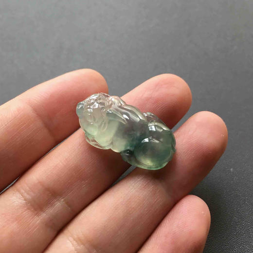 高冰种飘花翡翠貔貅 商品图6