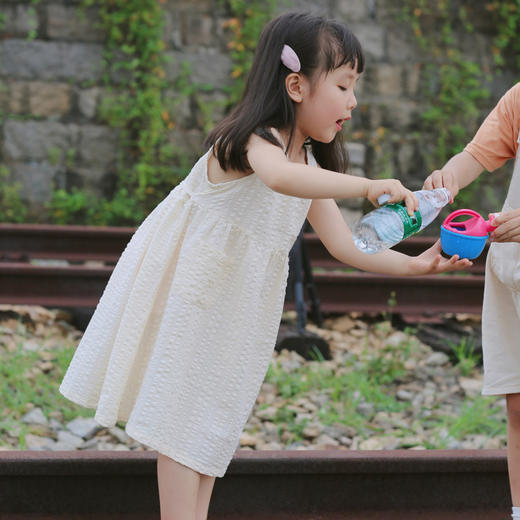 QZ LM19191 女童米色/绿色连衣裙 商品图7