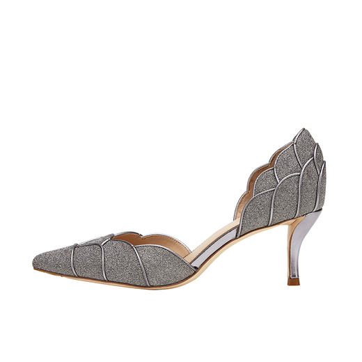 73hours蔷薇少女银色夏2019新款法式少女个性花瓣单鞋细跟高跟鞋