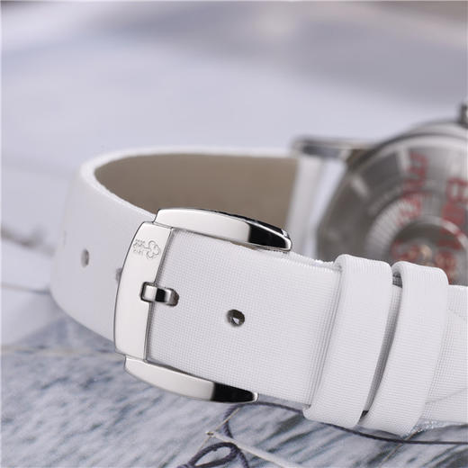 昆仑 CORUM 海军上将杯系列女士石英腕表 020.100.20/0049 PN22(A020/02690) 商品图5