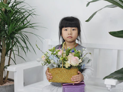 花艺沙龙手提花篮款《夏天的风》 商品图7