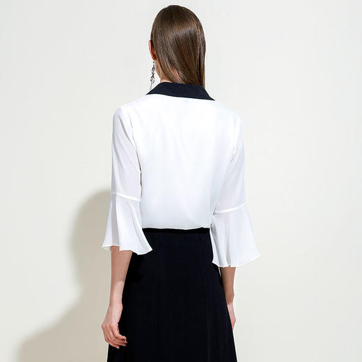 EITIE爱特爱女装夏季七分荷叶袖超仙气翻领拼色衬衫5913615 商品图3