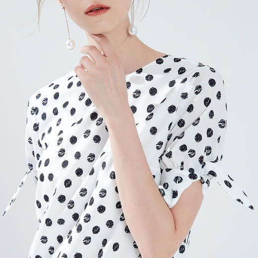 EITIE爱特爱女装夏季新款百搭气质时尚圆领波点印花小上衣t恤B1913242 商品图2