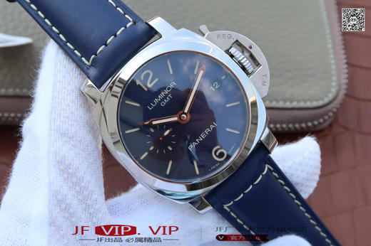 NOOB沛纳海V2升级版pam00688/PAM688。42mm直径，升级地方:底盖与面玻璃一致升级蓝宝石9级 整个手表是完全基于正品original原版开模的super copy版本，乃不可多得精品 商品图2