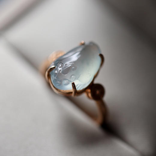 高冰种翡翠金蟾戒指18k玫瑰金镶嵌 商品图0