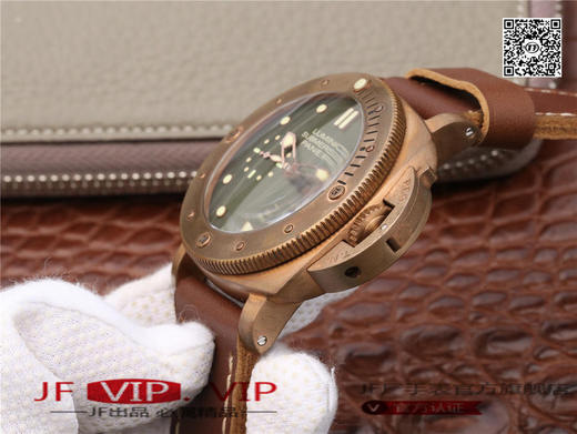 XF沛纳海v5版PAM507，5点钟位置真动能显示，P9002自动机械,47毫米,男士 材料：青铜 零件数：237，皮表带，透底 商品图5
