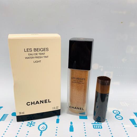 香奈儿新款水光肌粉底液30ML带粉底刷（588101） 商品图1