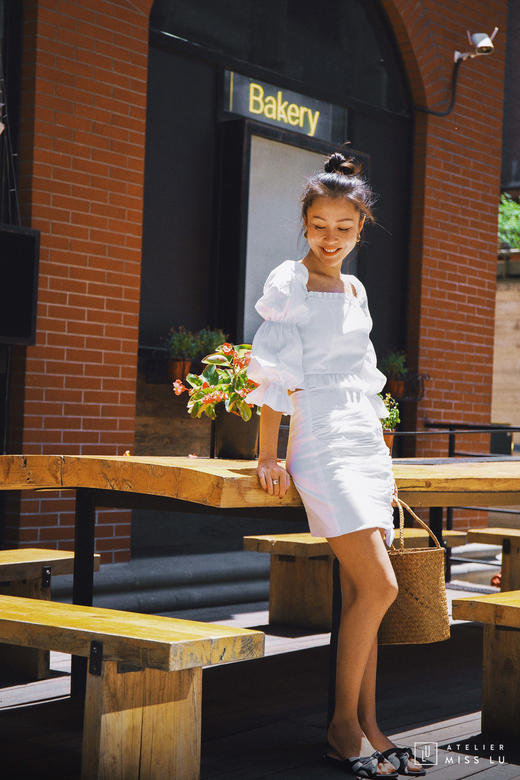 AtelierMissLu / Dale-白色压褶方领上衣 商品图4