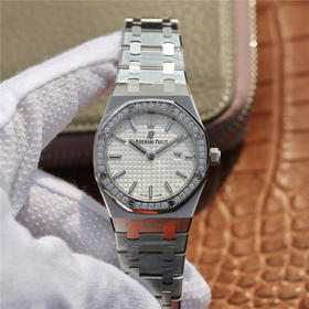 JF爱彼67650，行业买正品开模，厚度与结构和原版一样 釆用原版同类ETA石英金色机芯，ETA石英机芯是12点快跳日历。