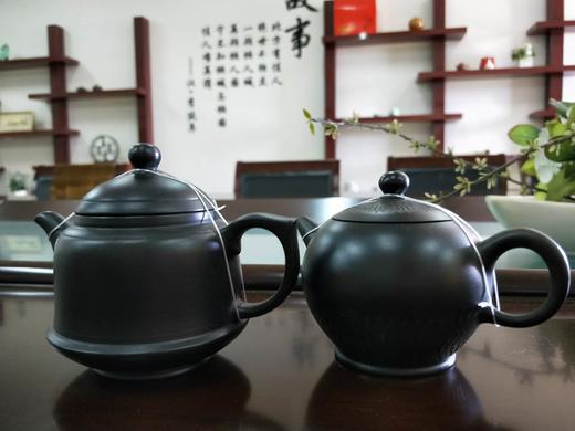 【莺歌烧】台湾莺歌作家林永辉丨黑胆壶丨使用朱泥还原烧效果 商品图0