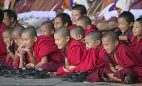 （定金链接）【2026年4月26日-5月7日】尼泊尔人文雪山+不丹老皇宫蓝花楹