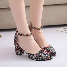 HY-701新款粗跟百搭浅口民族风一字扣女鞋