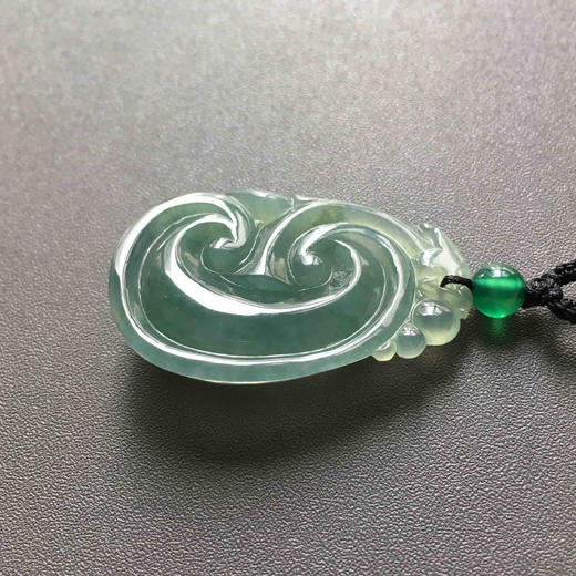 冰种晴水绿厚庄翡翠大如意 商品图4