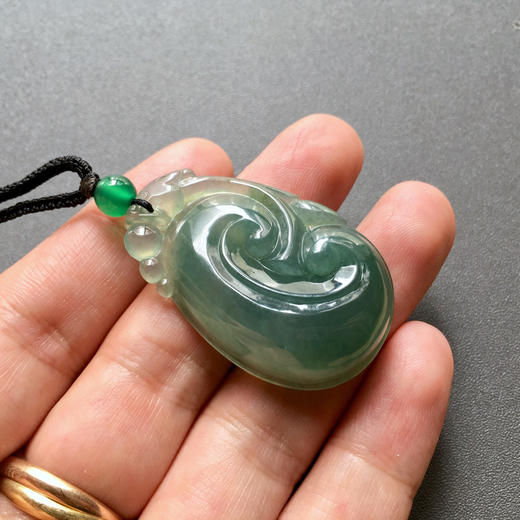 冰种晴水绿厚庄翡翠大如意 商品图2