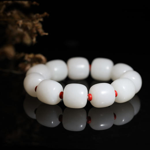 和田玉（羊脂玉）俄料苹果珠/桶珠手串 商品图2