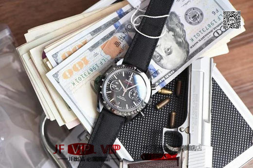 OM厂：新力作  出击 魔力诱惑 神秘魅力 月之暗面 续写传奇 延续om自主研发自制9300机芯3点盘为【12小时】和【60分钟】累积计时盘 商品图0