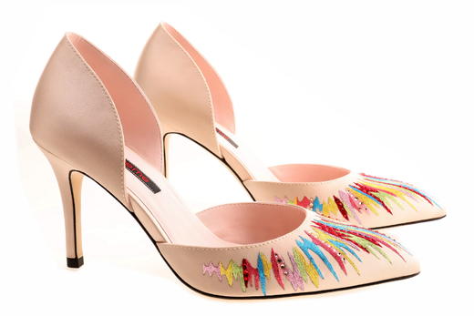 李思思 李小冉 同款  sheme  新中式女士纯手工刺绣高跟单鞋 裸色 商品图3