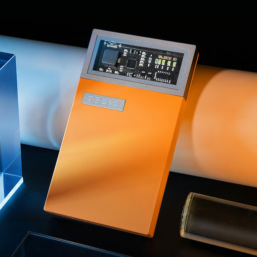 TEGIC/特极客 BLOCK透视移动电源 快充自带线充电宝 苹果Lightning / Type-C 商品图8