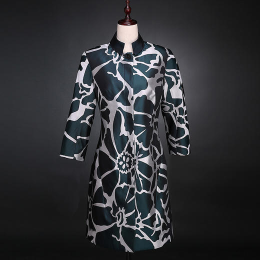 saintjoy/上久楷 宋锦女式大衣 银色 sws5333(勿拍 仅订制)