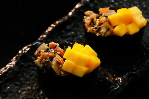 鳗鱼芒果军舰2粒