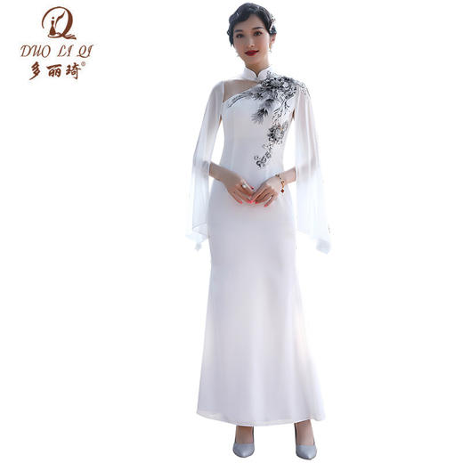 DLQ-A1992新品刺绣白色改良旗袍连衣裙 商品图0