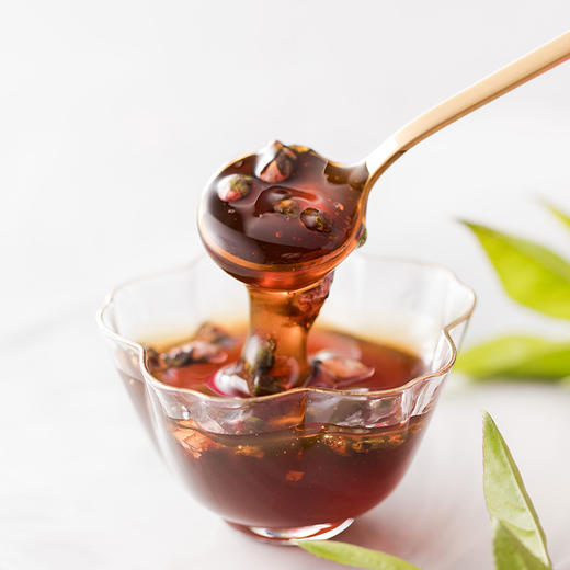 桃花膏赶走晦暗黄气养出红润桃花颜