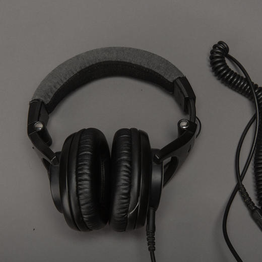 降价拍卖舒尔srh840监听头戴式耳机