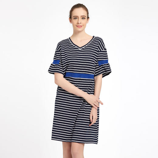 大爆款水淼大码女装2019新款夏装胖妹妹mm遮肚拼色条纹显瘦连衣裙3082