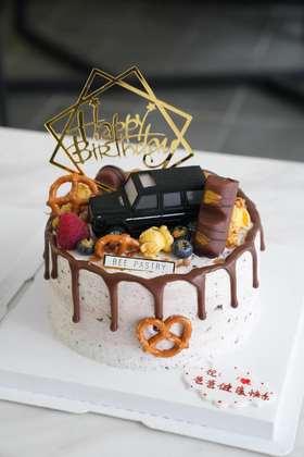 棕色G63越野车蛋糕