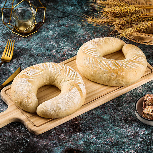 【预定】鲜榴莲软欧包(上午7点后订购，第二天下午发货） 商品图0