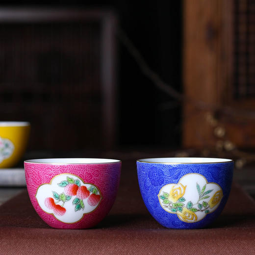 宝瓷林  扒花开光三果小罗汉杯套组 商品图3