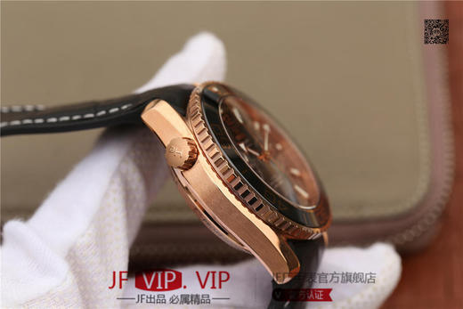 OM欧米茄海马232.63.46海洋宇宙计时，市面上最高版本的计时腕表，耗时长达24个月，攻克重重难关研发自制9900机芯，男士腕表 商品图6